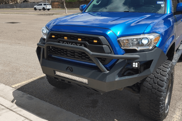 Fab Fours TT16-D3652-1 Toyota Tacoma 2016-2021 Vengeance Front Bumper with Pre-Runner Guard